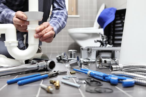 Responsibilities of a plumber