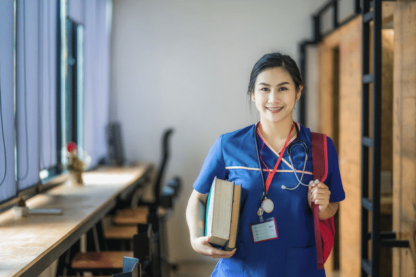 How to Succeed in Nursing School: Proven Tips and Strategies